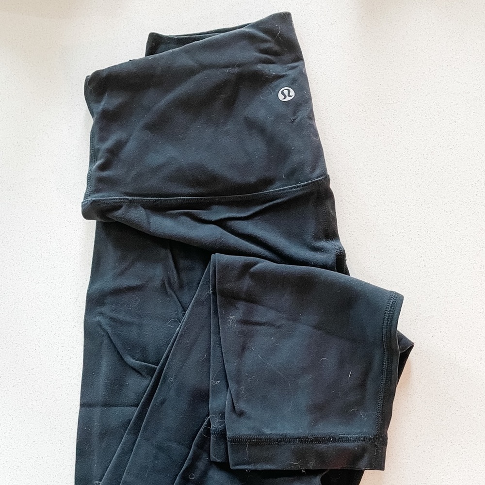 Lulu Lemon Align Leggings, Black Size 6, 25”